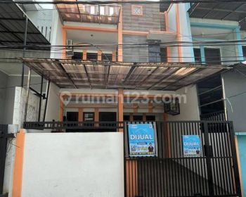Dijual Rumah 2.5 Lantai 3 Kamar Tidur Di Greenville Jakarta Barat Full Furnish