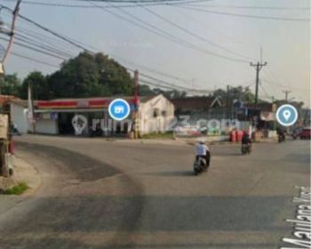 Tanah komersial Jln maulana Yusuf  rangkas Bitung