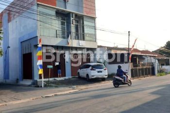 RUKO STRATEGIS, HOEK 2 LANTAI DI TLOGOTIMUN RAYA DAERAH TLOGOSARI SEMARANG PADAT