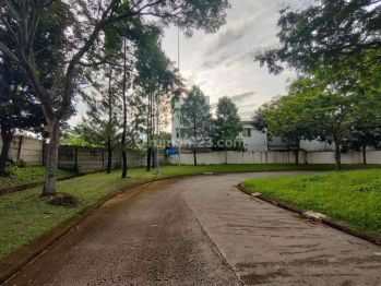 Rumah Sudah Renovasi Depan Green Area Sentul City Bogor