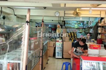 RUKO TANAH ABANG JAKARTA PUSAT - RUKO GANDENG & 3 LANTAI