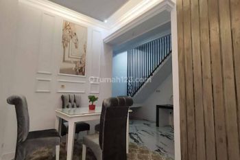 Rumah Cimanggis Pinggir Jalan Dekat Ke Akses Tol Dan Lrt Cibubur