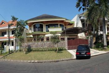 Rumah mewah di araya malang