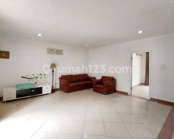 Di  rumah pik 10 x18 cluster favourite furnished rapi dan siap huni