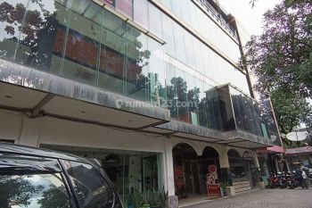 Ruko 8 Lt Disewakan , Pondasi Bangunan Saat Ini Kuat