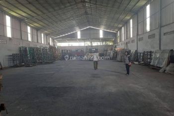 Gudang di Kaliabang, Bekasi 1.100 m