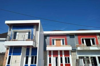 Rumah 2 lantai di jln bunga wijaya Kusuma setiabudi dekat area tradisional ruko
