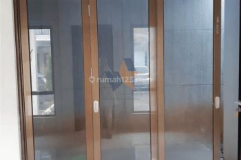 Disewakan Rumah 2lt Siap Huni di Graha Raya