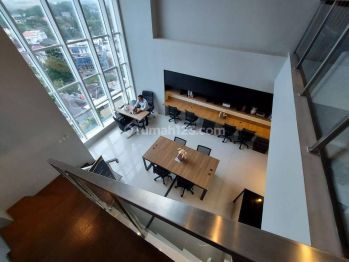 Disewakan Kantor 2 Lantai Eksklusif. Fasilitas Lengkap, Baru Murah di Roseville