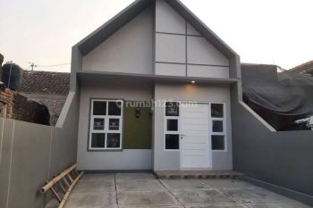 Rumah Cantik Gress Modern Minimalis Gajahan Colomadu