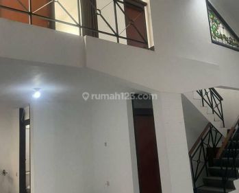 Rumah bagus terawat sayap leuwipanjang