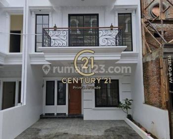 Rumah Brandnew American Classic Lokasi Strategis Di Jagakarsa