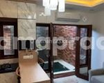 thumbnail-sewa-villa-cantik-2-lantai-2-kamar-privat-pool-fully-furnished-tengah-kota-4