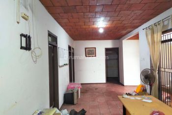 Jual Rumah lama hitung tanah Pusat Kota SHM