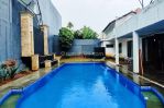 thumbnail-rumah-2-lantai-semi-furnish-privatpool-di-kemang-jakarta-selatan-12