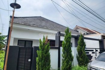Dijual Rumah Semi Furnished di Perum Jaya Harmoni, Sidoarjo