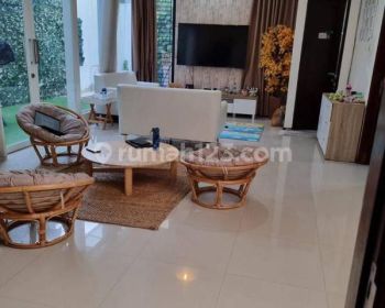 Rumah Bagus Di Permata Vania Bintaro Jaya Sektor 9.