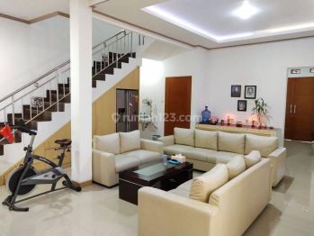 Dijual Rumah Terawat di Pharmindo, Cimahi