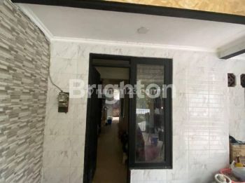 RUMAH VILLA KALIJUDAN INDAH MINIMALIS DEPAN TAMAN ROW JALAN LEBAR