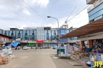 Ruko 2,5 Lt Lokasi Strategis Ramai Pengunjung di Taman Cibodas