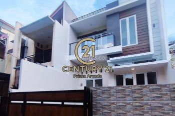Rumah Brandnew Siap Huni Posisi Depan Taman Di Graha Raya Bintaro