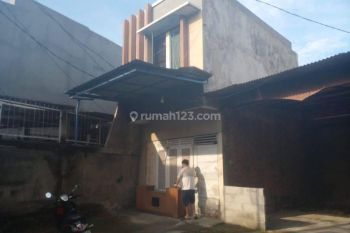 Gudang Luas 200m² di Green Lake Perbatasan Kosambi Tangerang