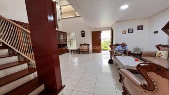 Rumah Disewa Siap Huni, Rapi & Bersih. Dalam Komplek Rumah