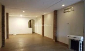 Ruko di Lokasi Sangat Strategis di Setiabudi Bandung Utara