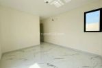 thumbnail-rumah-2lt-112m2-type-limited-edition-di-cluster-matana-asya-jgc-9