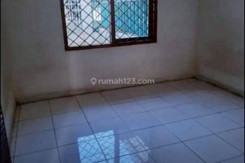 Di Sewakan Rumah Di Area Kembar