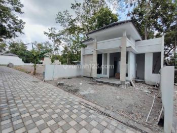 Rumah murah dalam perumahan 200 meter ke jl solo