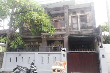 Rumah sewa lantai dua Renon Denpasar Bali