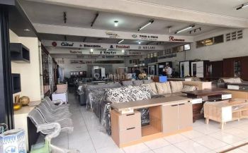 Ruang Usaha Kopo Sayati Mainroad Hitung Tanah