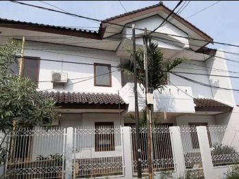 Rumah Cantik Di Daerah Puloasem Jakarta Timur