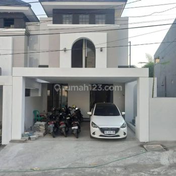 Rumah mewah tengah kota di Zebra raya pedurungan semarang SHM