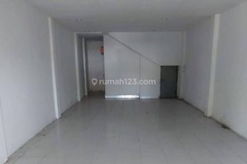 Ruko 3 Lt Siap Pakai Daerah Siliwangi Semarang Barat Luas 4,5x15m