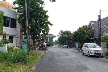 Rumah Lama Di Bsd Nusa Loka Serpong Tangerang Selatan SHM
