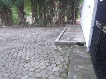 Rumah Tengah Kota Ada Swimpool di Duren Sawit Jaktim Komplek Al