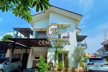 Rumah Hook Dua Lantai Di Belakang RS Sari Asih Ciputat