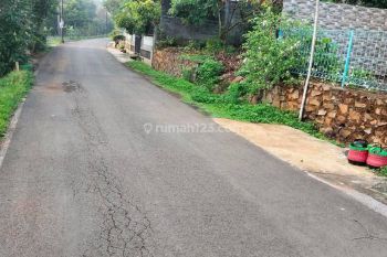 Rumah Asri Sejuk Siap Huni Dekat Unnes