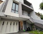 thumbnail-dijual-rumah-full-furnish-cluster-sapphire-phg-gading-serpong-0