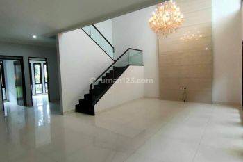 Rumah mewah siap huni di Batununggal indah