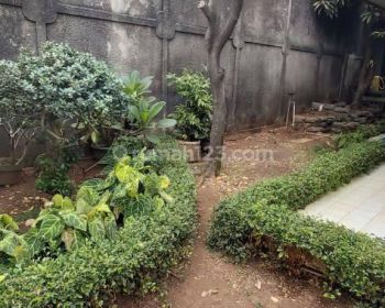 Rumah mewah luas dalam perumahan persada jakapermai