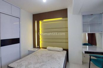 DI SEWAKAN APARTEMEN FULL FURNIS 2BR
