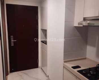 Apartemen Studio Sky House Bagus Furnished