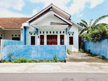 Rumah Nyaman Dekat Akfis Tohudan Colomadu