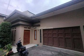 Rumah Mewah Tanah Luas Strategis Di Cijerah Bandung