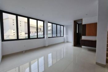 Rumah Kantor Bangunan Baru di Babakan Jeruk Pasteur