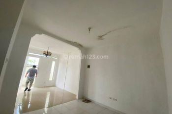 Rumah 2 Lantai Harga Nego Di Lokasi Strategis Depok Bisa Kpr J14587