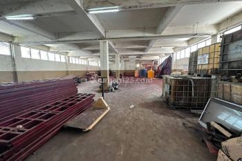 Gedung Jenggolo 5 Lantai